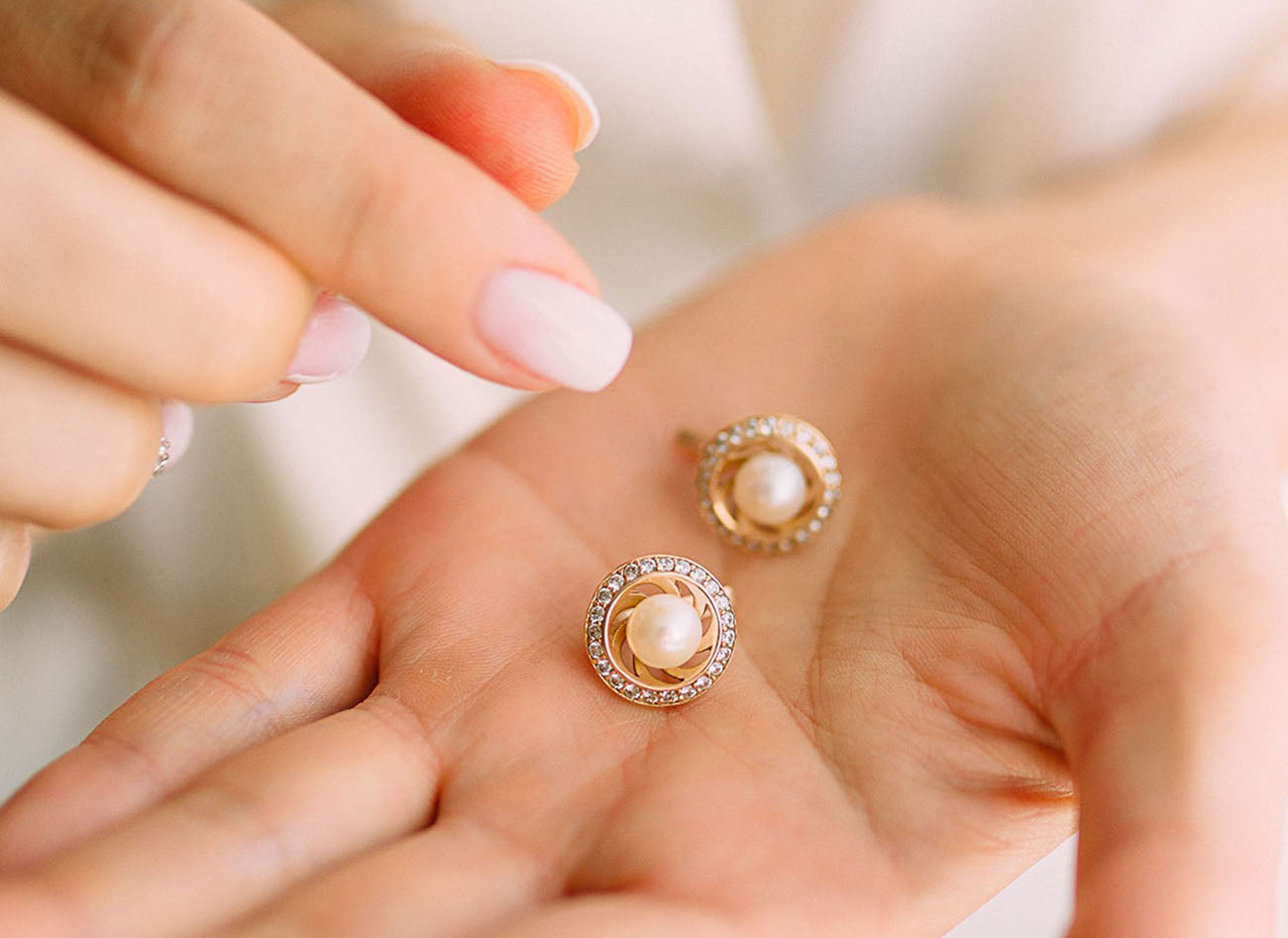 The Ultimate Guide to Sustainable Jewelry Brands