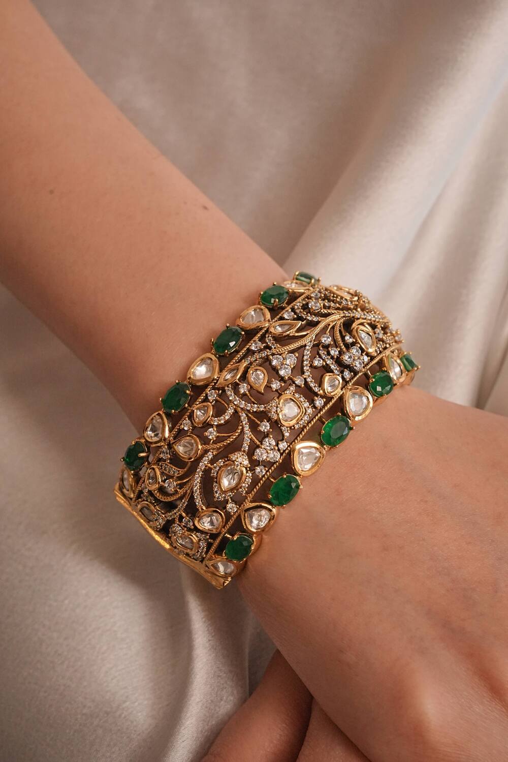 Vivanta Jewellery